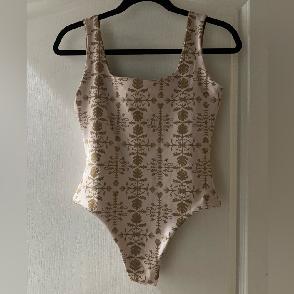 NEW Lehua Lole Royal Quilt One Piece Bodysuit Gold Large